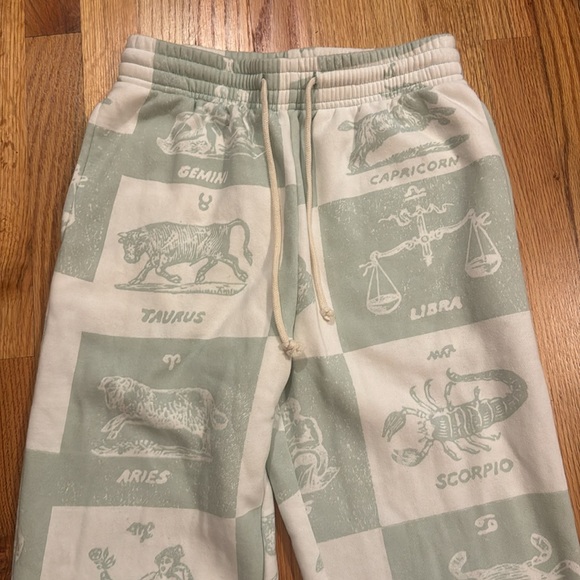 UO Zodiac Checkered Sweatpants - Picture 3 of 7